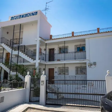 APARTAMENTOS Aguamarina * Nerja